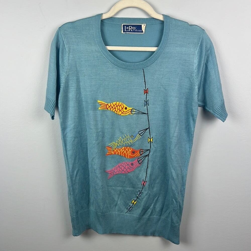 Vintage LeRoy knitwear fish embroidered short sleeve knit blouse size medium